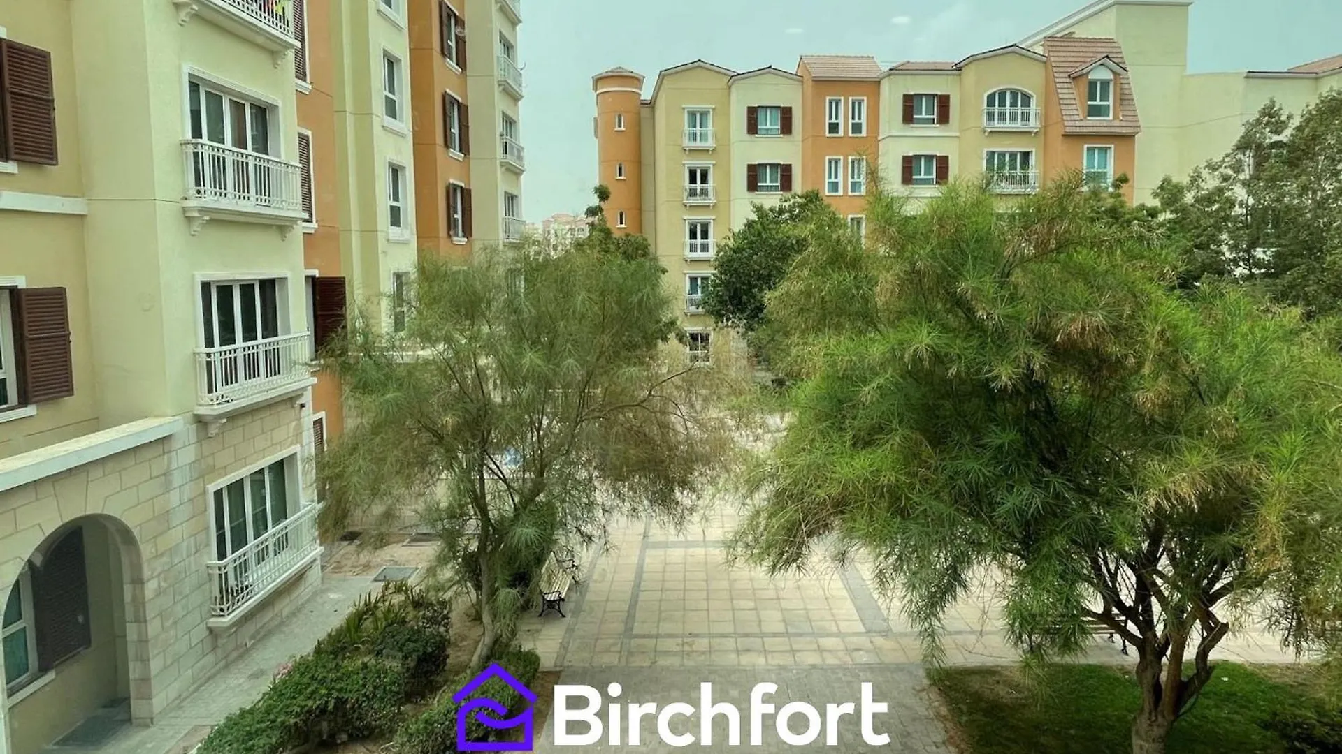 Birchfort - Newly Renovated Unique 1 Bedroom Apartment Dubai