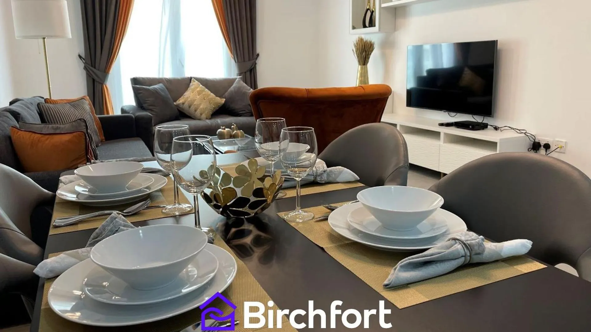 Birchfort - Newly Renovated Unique 1 Bedroom Apartment Dubai
