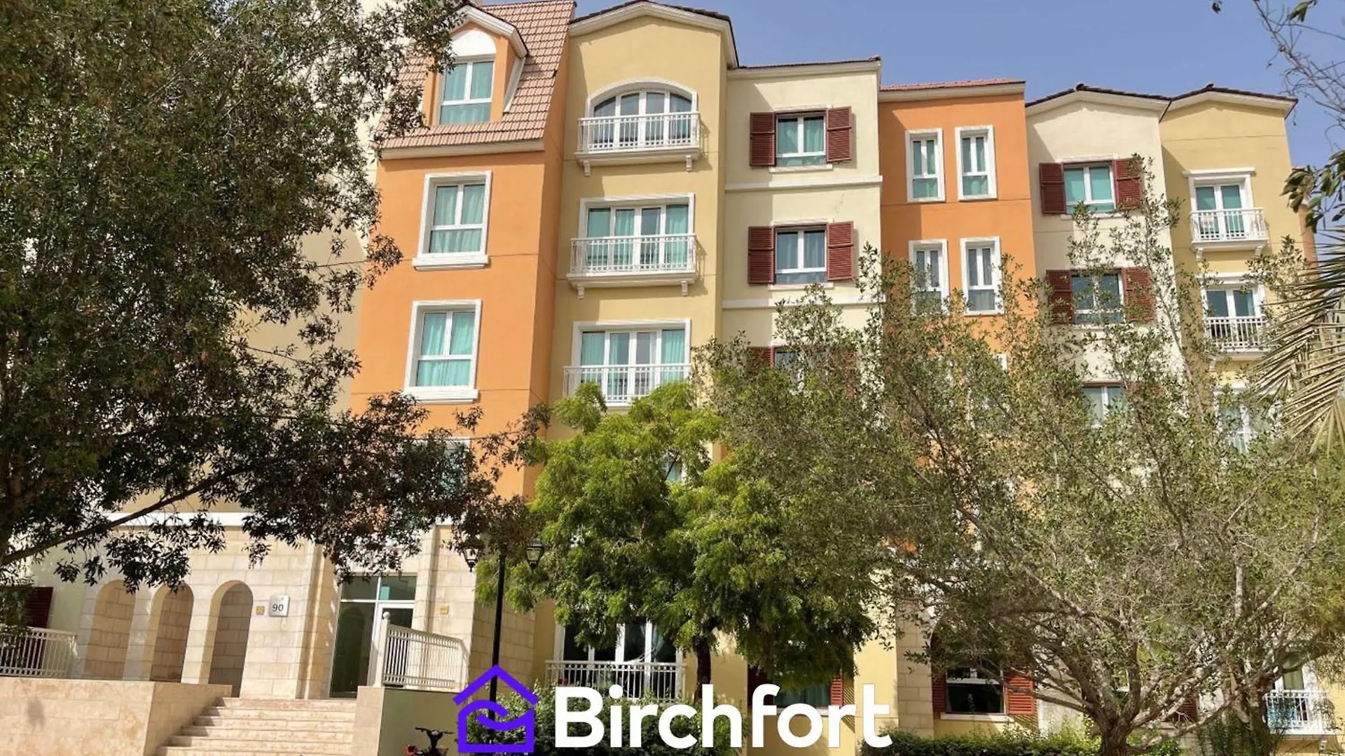 Birchfort - Newly Renovated Unique 1 Bedroom Apartment Dubai