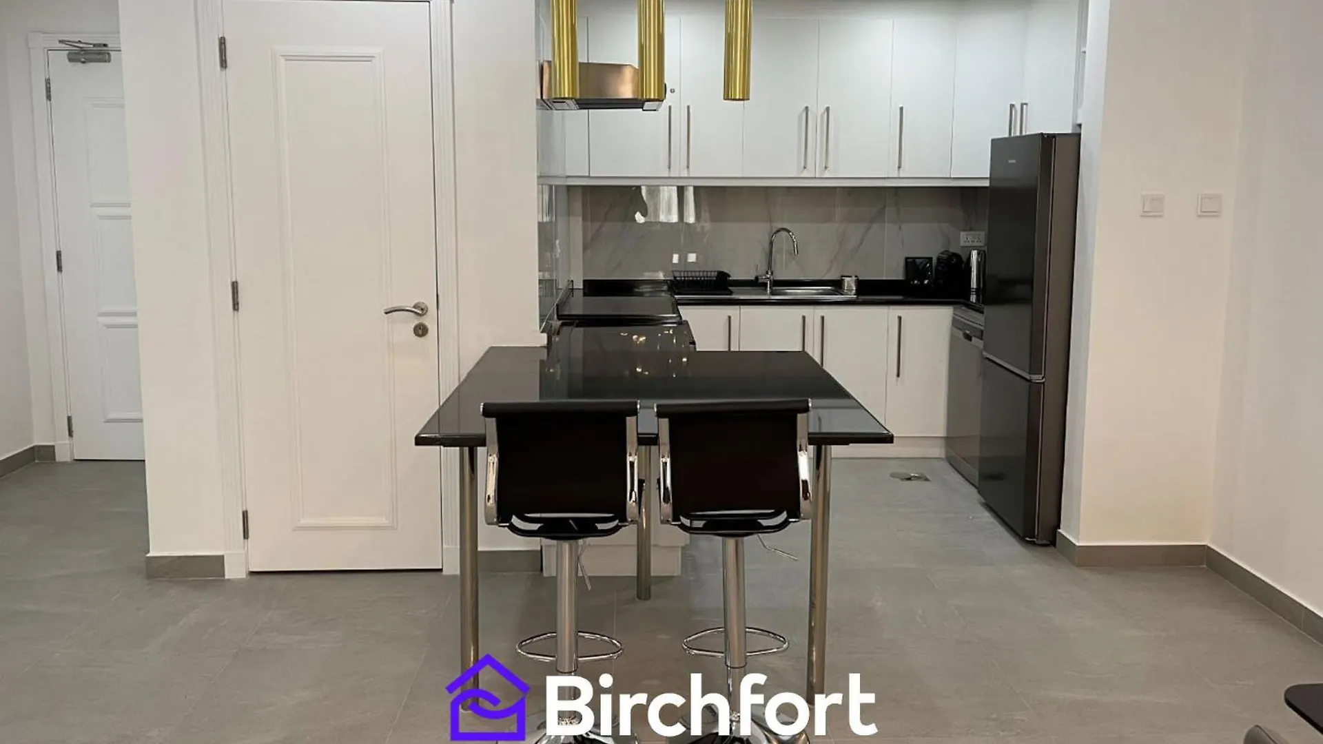 Birchfort - Newly Renovated Unique 1 Bedroom Apartment Dubai 0*,